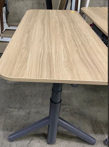 PRE-OWNED STEELCASE FLEX SIT TO STAND DESK