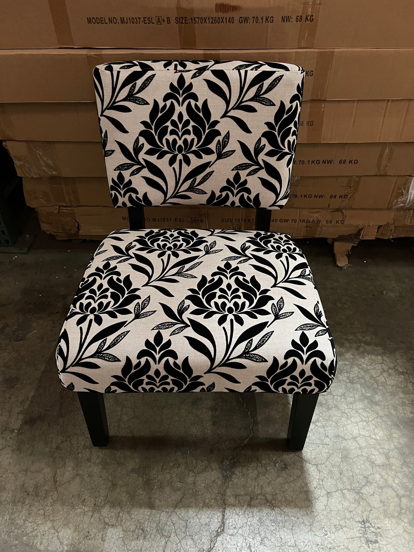 PRE-OWNED SIDE CHAIR - UPHOLSTERED