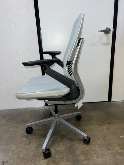 Pre Owned Steelcase Gesture - Office Furniture - GREY