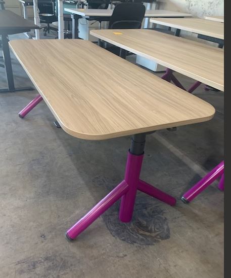 PRE-OWNED STEELCASE FLEX SIT TO STAND DESK