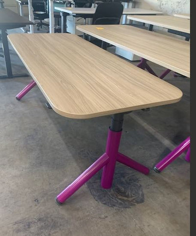 PRE-OWNED STEELCASE FLEX SIT TO STAND DESK