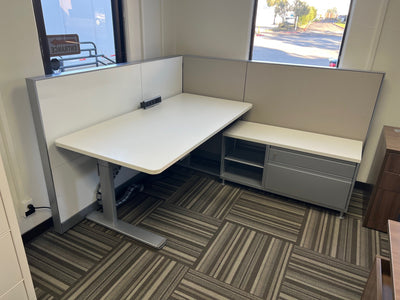 Steelcase Answer Workstations