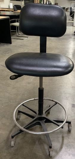 PRE-OWNED BIOFIT DRAFTING STOOL