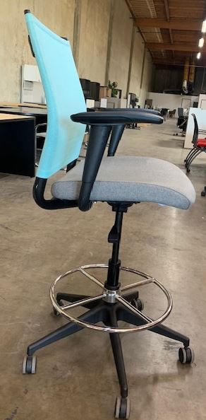 PRE-OWNED TEAL/GREY DRAFTING STOOL